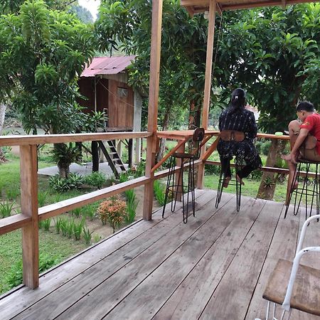 Bua Guesthouse Tangkahan Extérieur photo